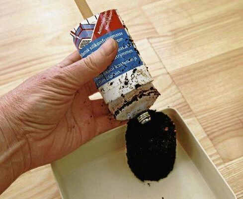 Försiktigt, försiktigt. Högst upp finns en grop.