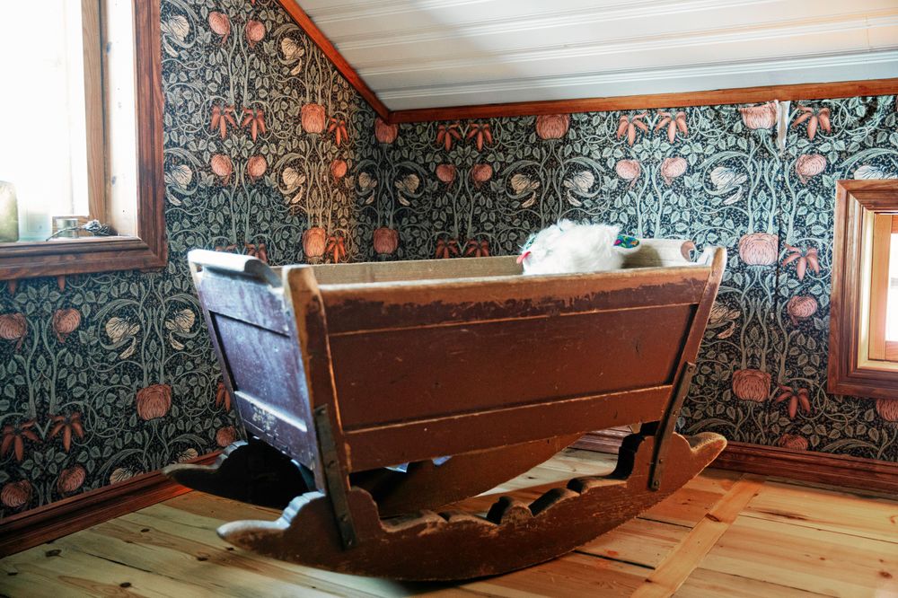 Farmor kom med släktens vagga som hade stått på gården tidigare.