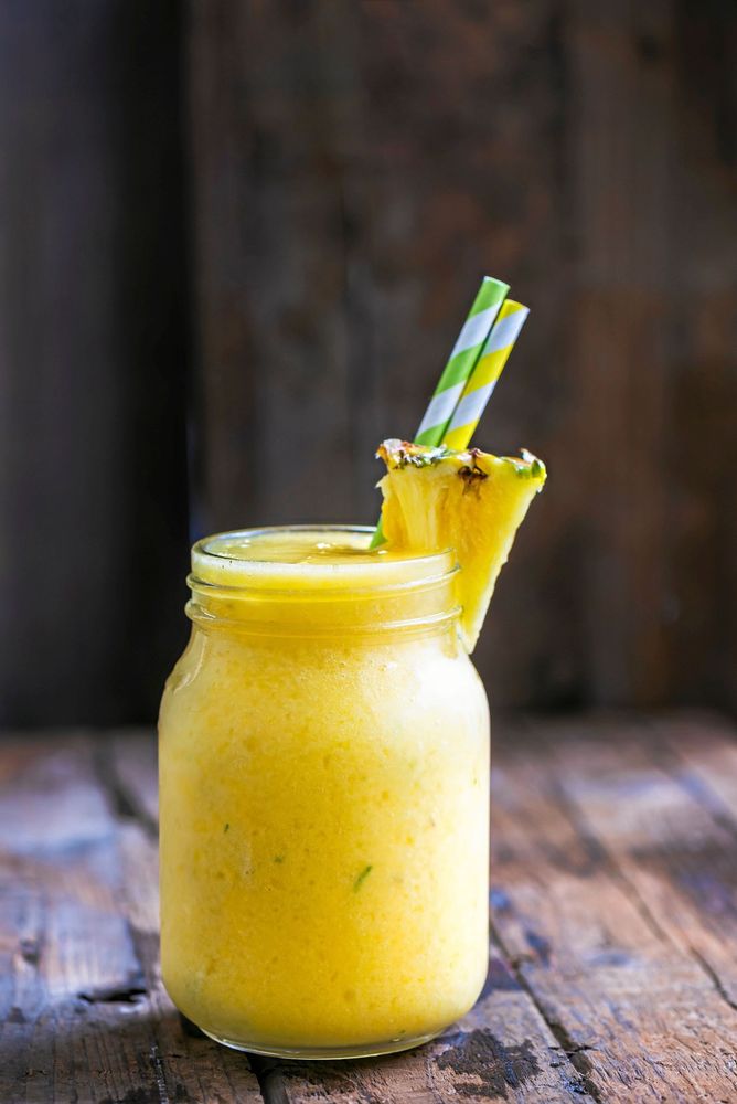 Kokosmjölk i stället för vatten för drinken krämig.