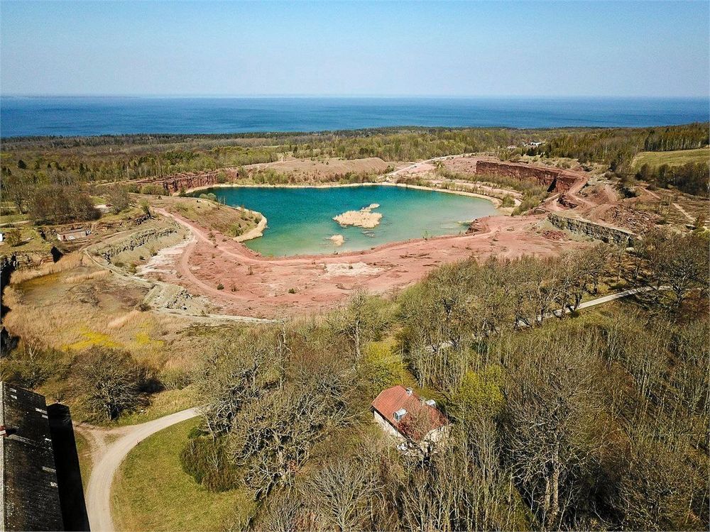 Stenbrottet ingår i utsikten.