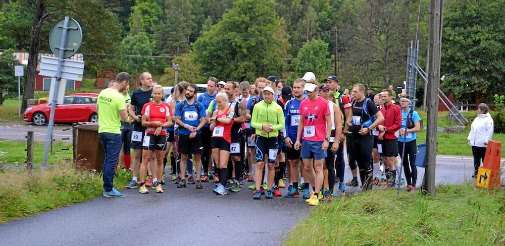 Hyssnaloppet brukar locka upp emot 100 personer.