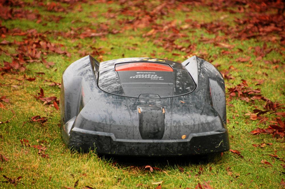 Robotgräsklipparen ska stå skyddad från frost.