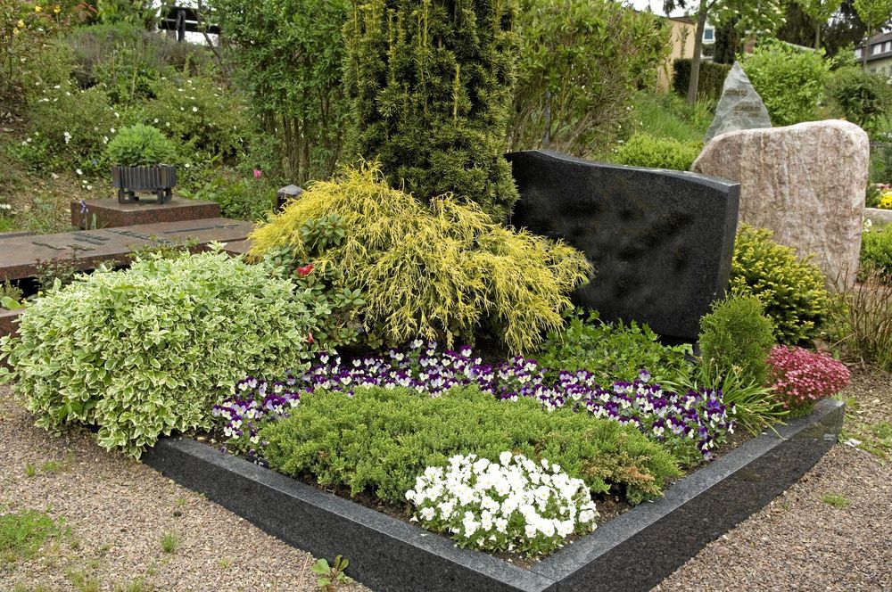 Tysk inspirationsplantering med mycket barr.