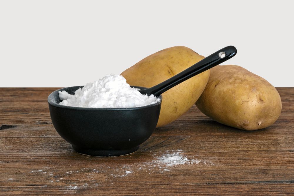 Potatismjöl passar för alla och ger en liten extra snits på bakverket.