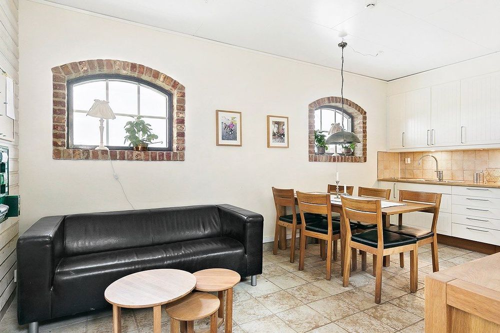 Stallfika med klass. Här kan man umgås och pusta ut efter ridturen.