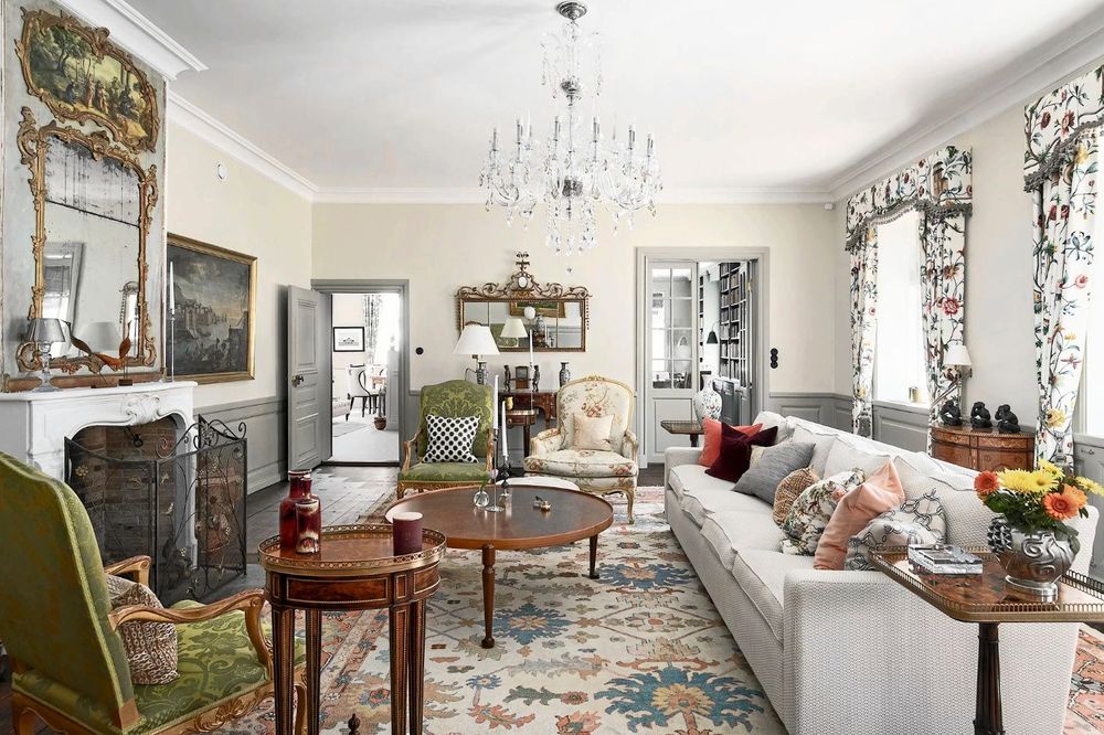 Gardinerna har samma leverantör som levererar gardiner till Buckingham Palace i London.