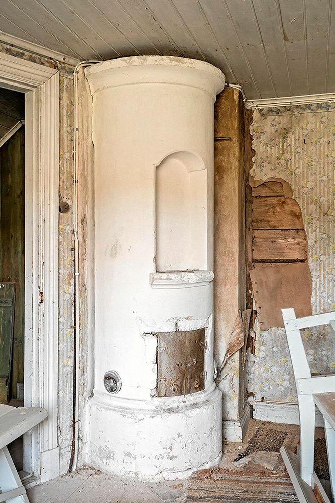 Tidstypiska detaljer finns bevarade men behöver lite kärlek.