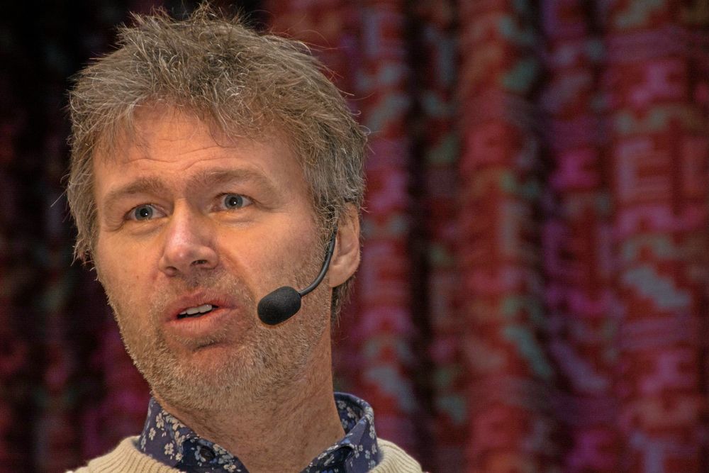 Stephan Stenmark är smittskyddsläkare samt ordförande i Strama, Samverkan mot antibiotikaresistens.