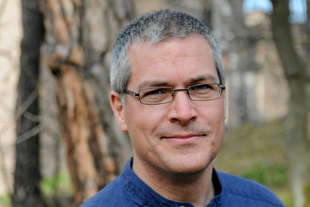 Didrik Vanhoenacker, jourhavande biolog på Naturhistoriska riksmuseet svarar på frågor på aspluddet.