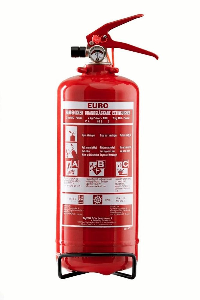 En 2 kilos skumsläckare kostar 200-300 kronor i elektronikbutiker.