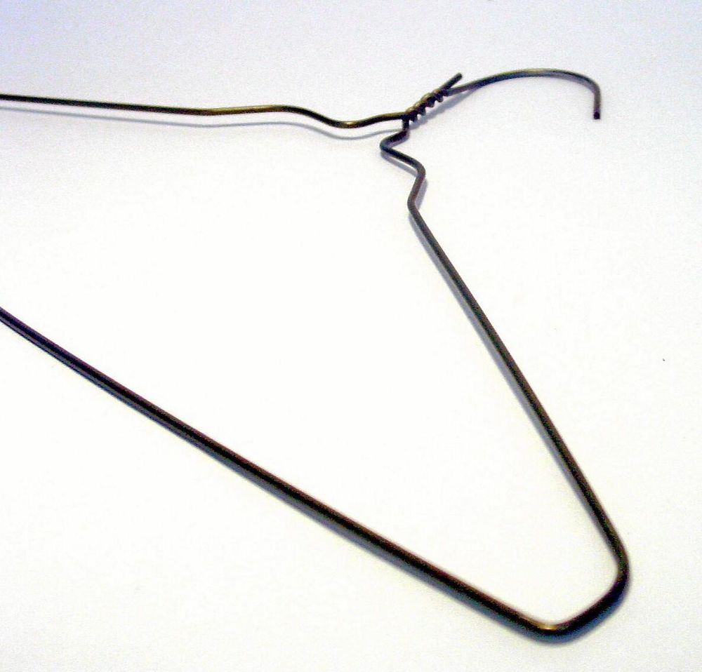 Metallhängare kan ladda av.