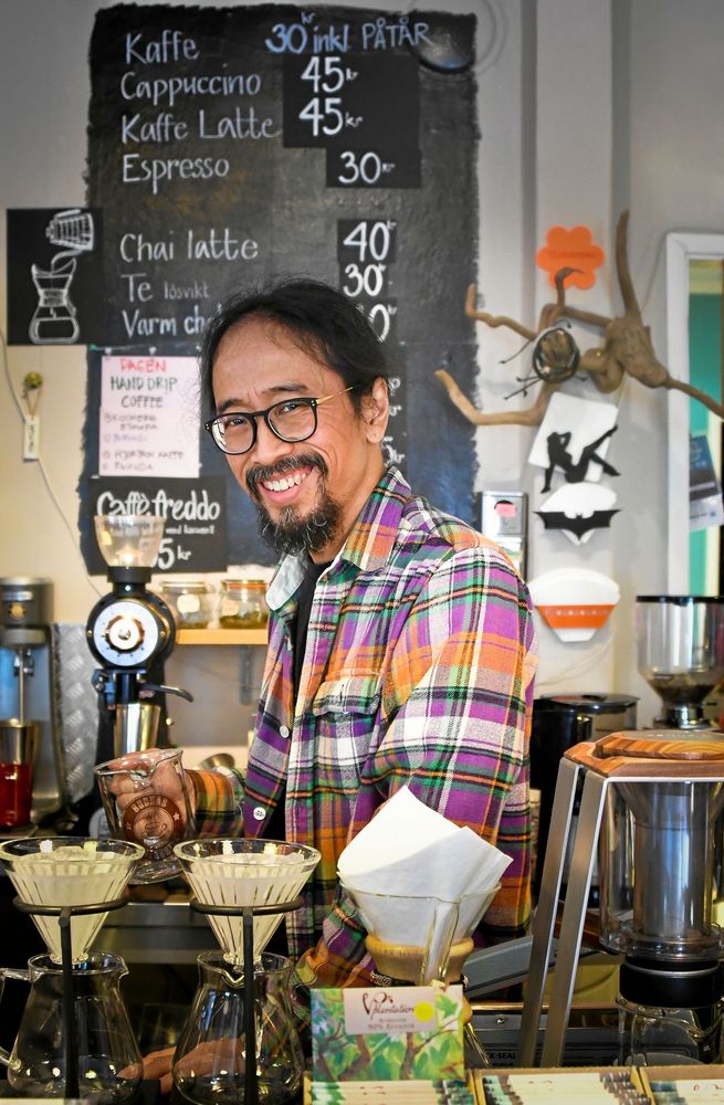 – Det är det här arbetet som är livet. Inte pengar, konstaterar Budha Sutedja.