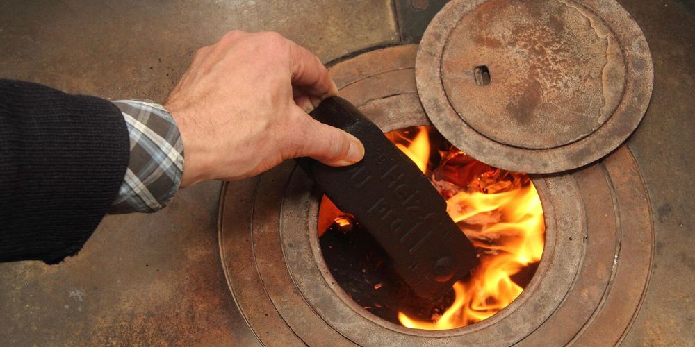 I hushåll med egen kamin eller vedpanna är det mer än 70 procents ökad risk att drabbas av demens.