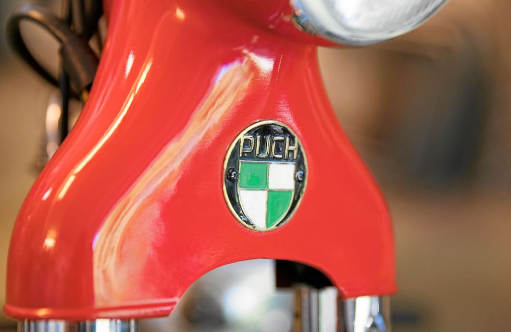 Puch har tillverkat flera klassiska och färggranna mopedmodeller.