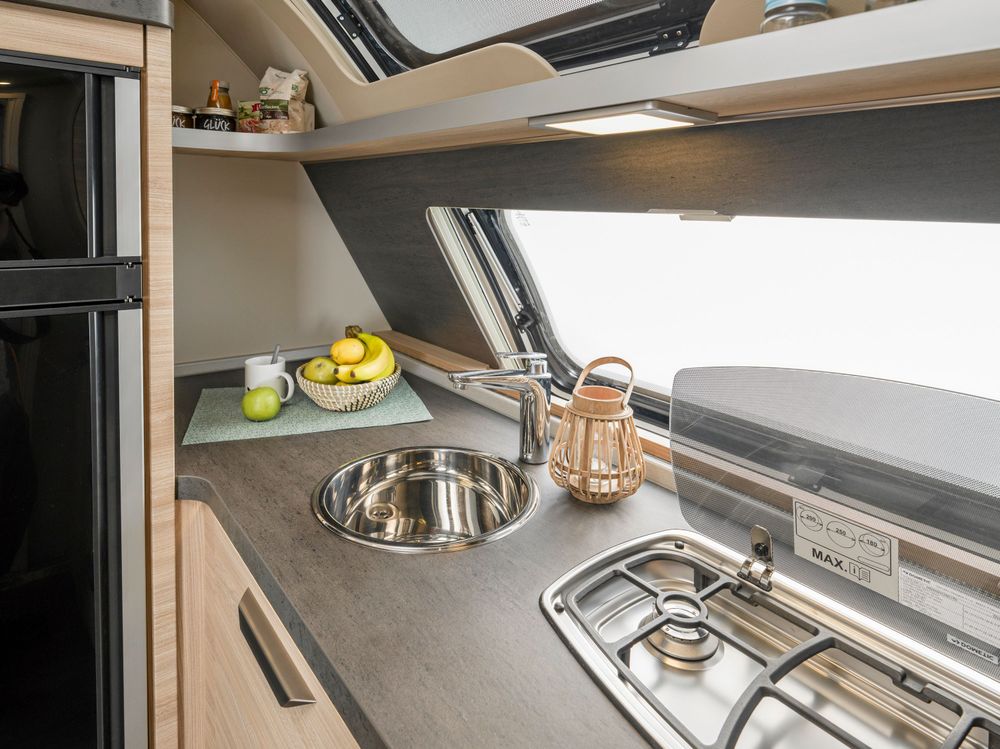 Tyska Knaus är en av husvagnstillverkarna som placerar köket längst fram.