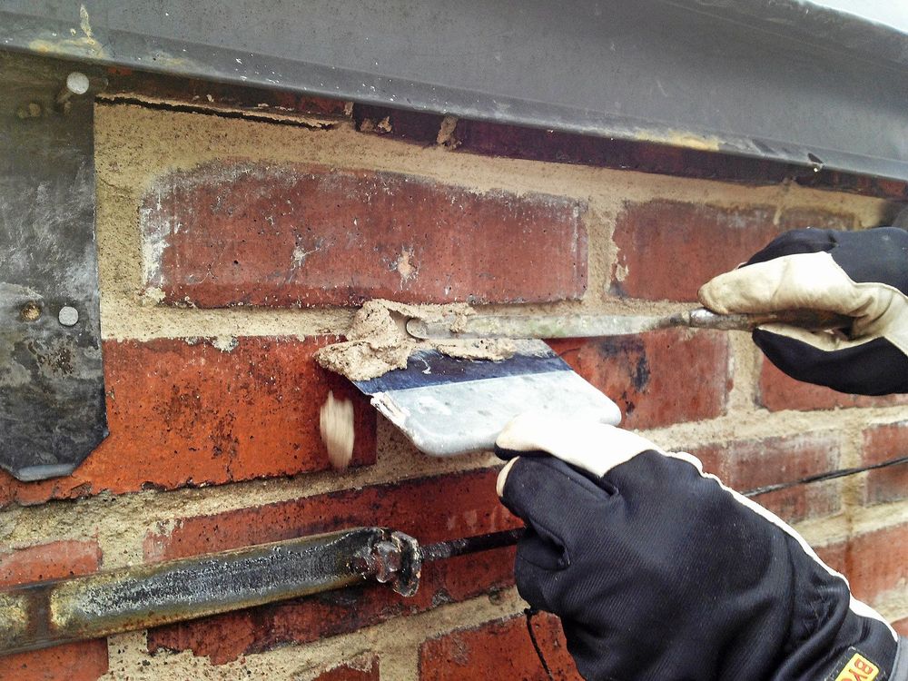 Foga med spackel och fogslev.