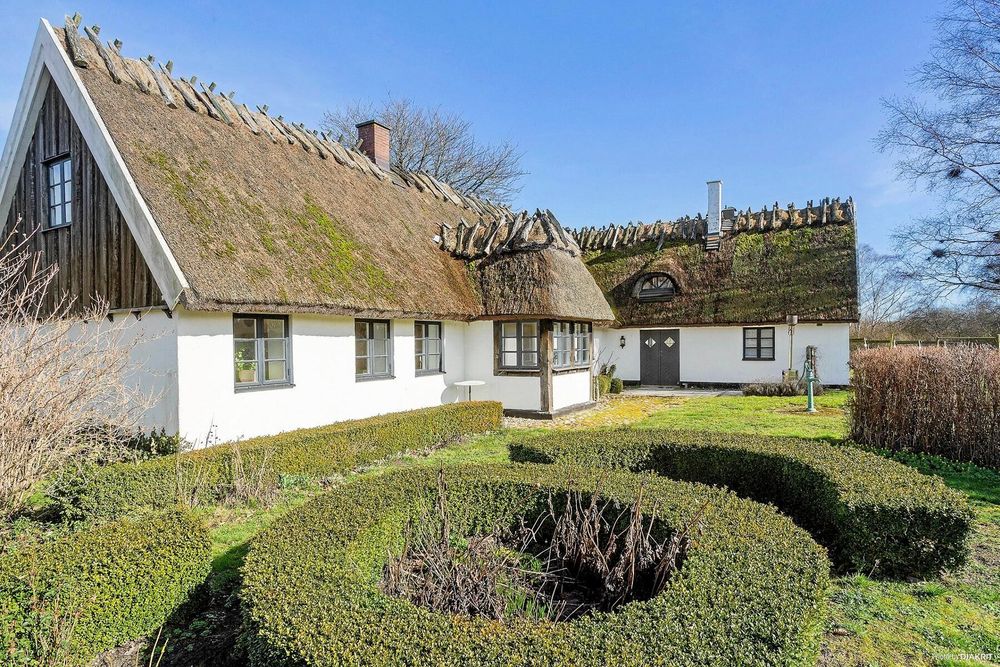 Byn Edsåkra ligger två kilometer från Sandhammaren.