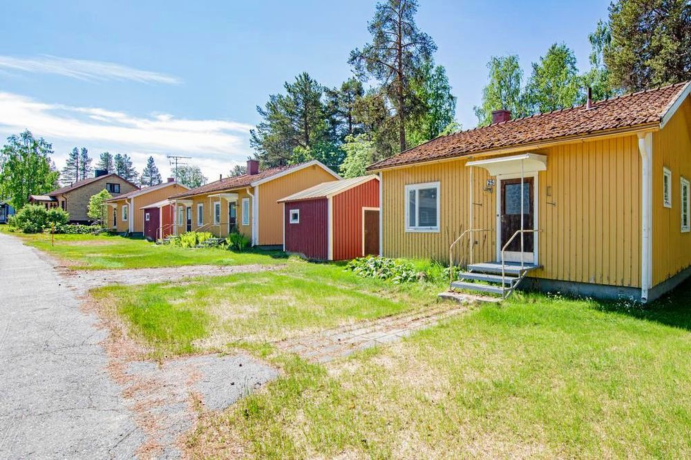 Husen på Ringvägen är enkla och i behov av renovering.