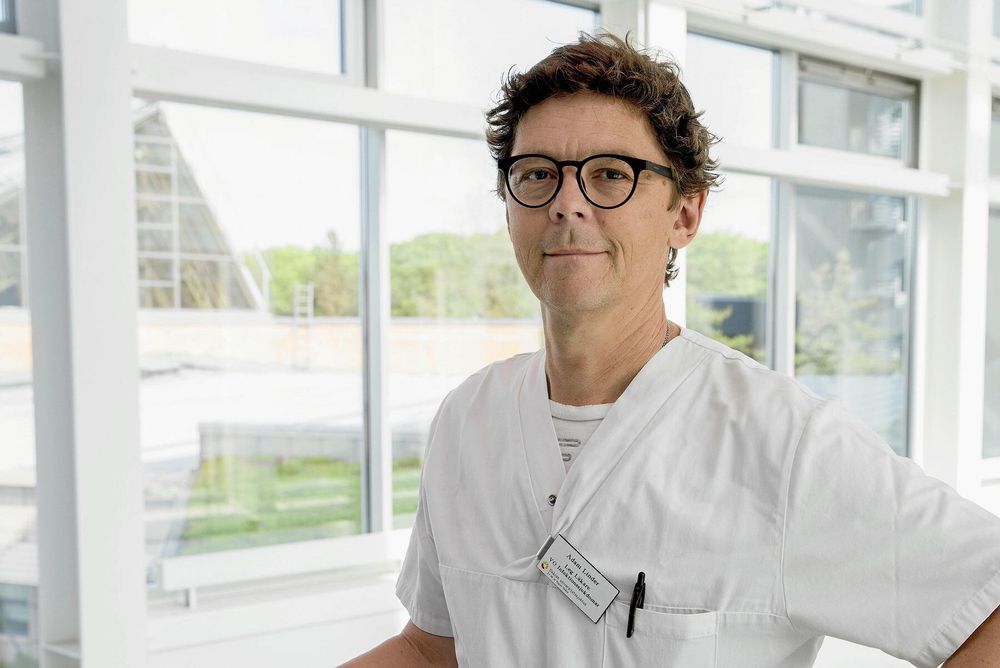 Adam Linder är docent och överläkare vid infektionskliniken på Skånes universitetssjukhus.