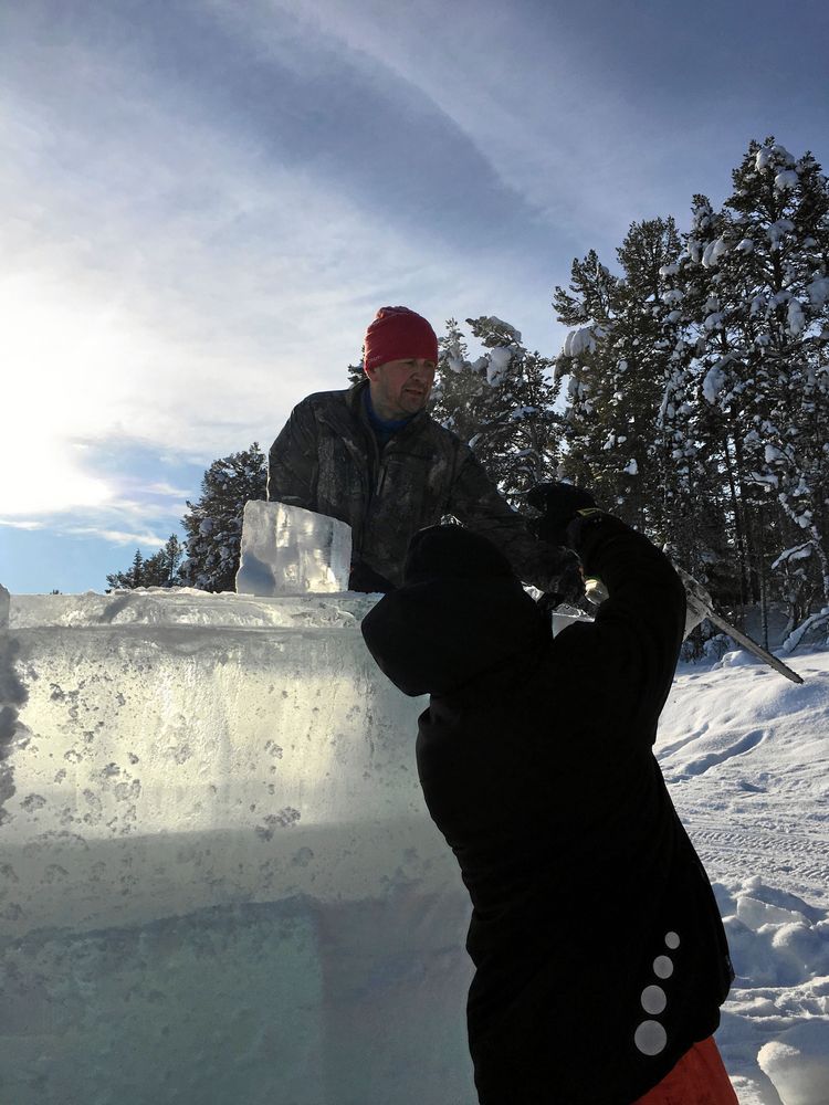 Att hitta bygghjälp har inte varit svårt.