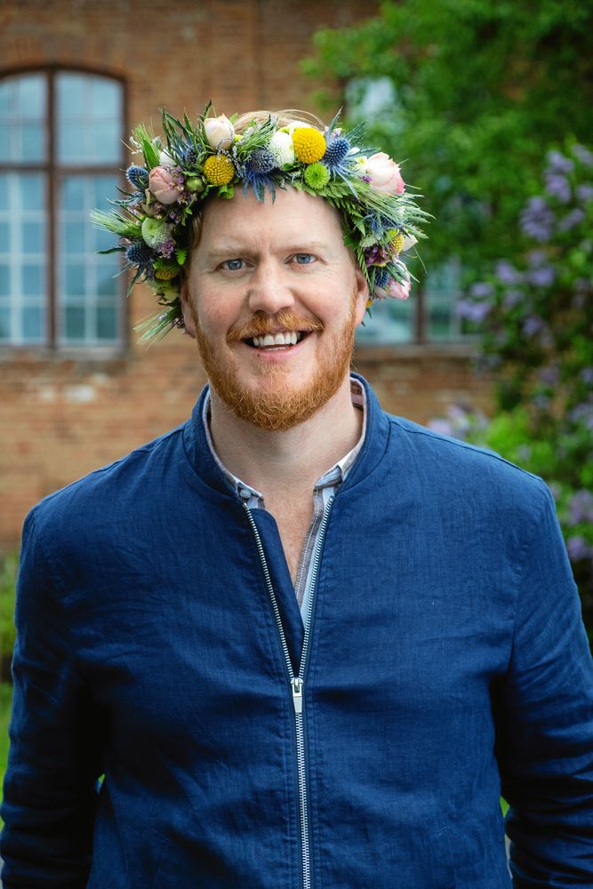 Artisten Oscar Magnusson sommarpratar den 17 juli.