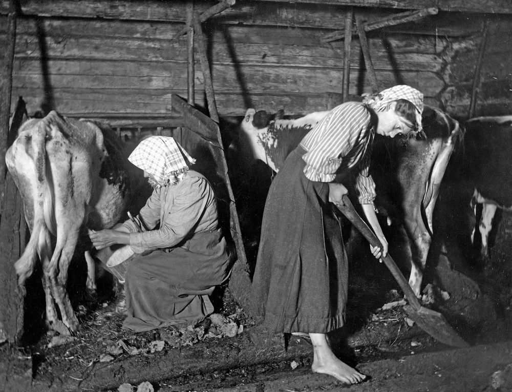 Jobbet som piga var hårt, långa arbetsdagar och uselt betalt.