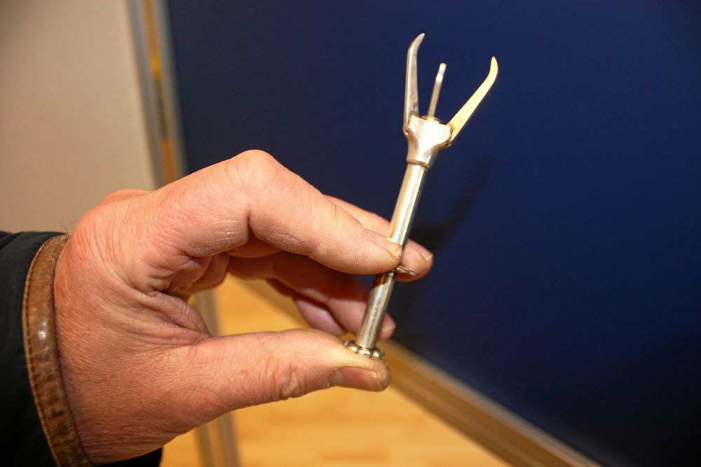 Bra hjälpmedel för smutsiga fingrar.