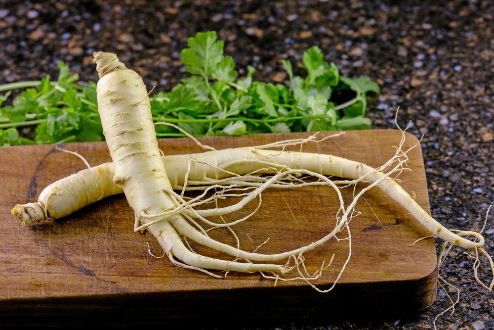 Ginseng är en rot med uppiggande egenskaper som länge varit en populär ingrediens i teblandningar.