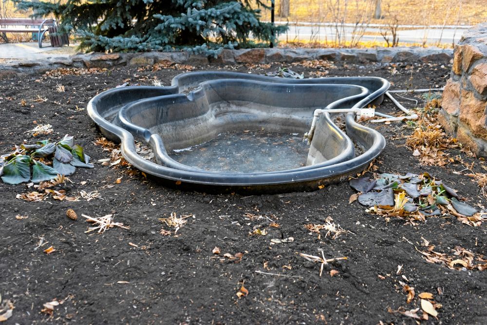 Formen är redan gjuten med olika djup och kanter.