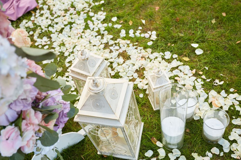 Lyktor är aldrig fel när du vill skapa en gemytlig stämning.