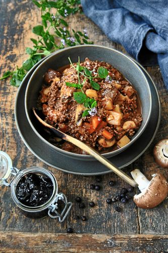 Köttfärssåsen passar till pasta, potatismos eller potatisstomp.