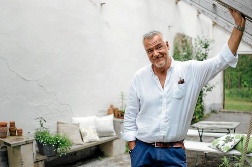 "Det handlar inte om att jag vill förvandla mina byggnader till något annat. Utan att de ska få stå kvar, och att de ska hedras", menar Ernst Kirschsteiger.