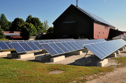 De flesta som ringer kommunernas energirådgivare ställer frågor om solceller.