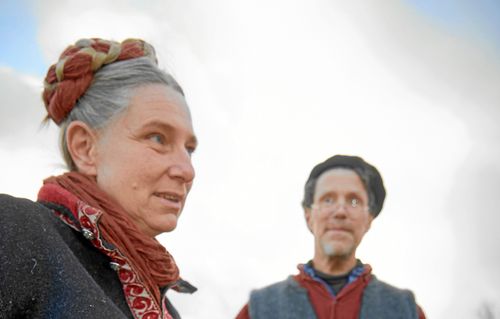 Marie Mandelmann miste sin lillasyster på ett chockartat sätt i barndomen. Här med maken Gustav.