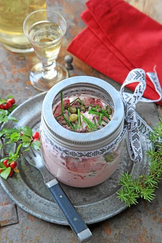 Burken räcker till 8 bufféportioner.