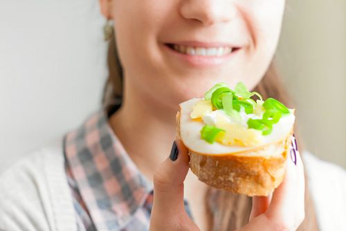 Ät fullkornsbröd, ost och grönsaker – din hjärna kommer tacka dig!