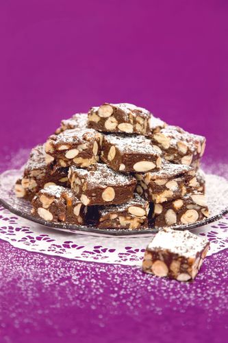 Panforte är segt och gott godis.