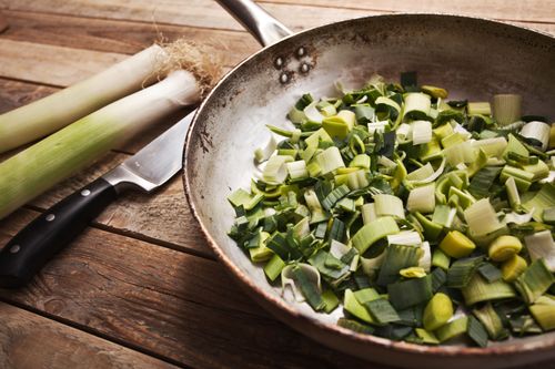 Färsk dragon ger stuvningen lite sting.